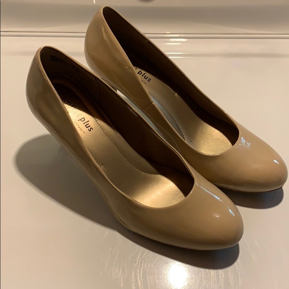 Beige Comfort Plus Pumps
